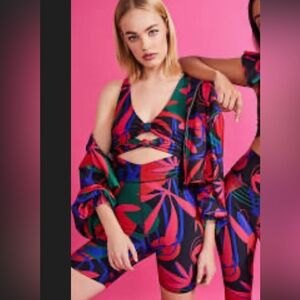 Patbo activewear one piece size small great condition